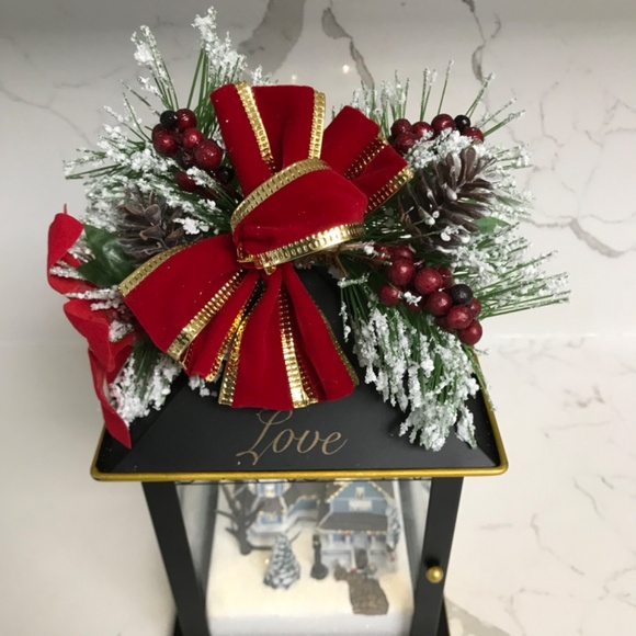 Bradford Exchange Thomas Kinkade Illuminated Holiday Centre Piece Lantern - Picture 6 of 11